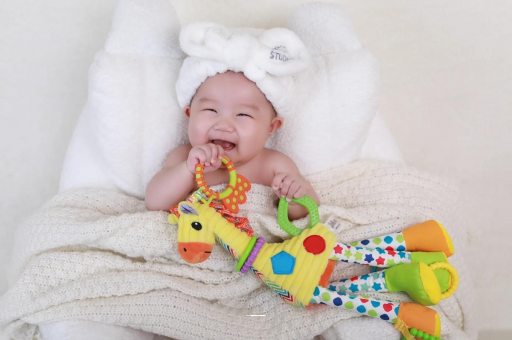 宿州怎么判断宝宝是否斜颈 宿州怎么判断宝宝是否斜颈